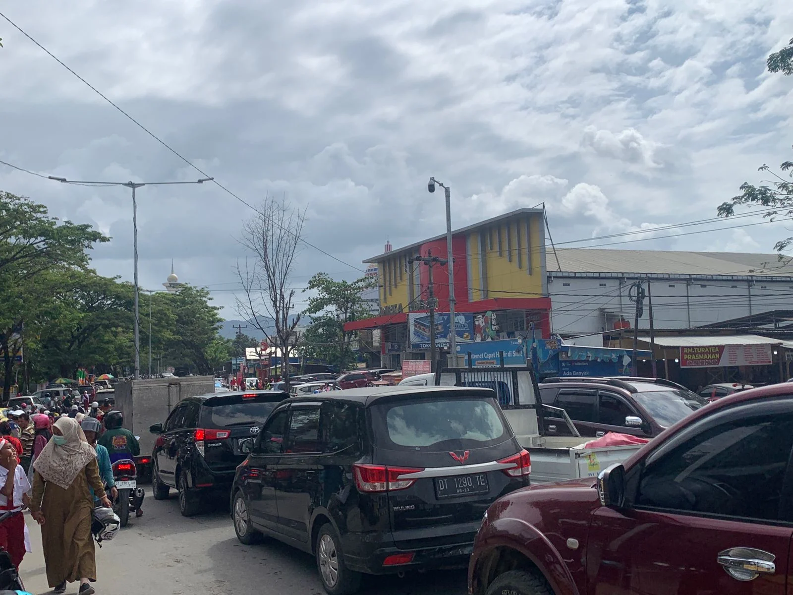 Titik Rawan Macet di Pasar Kendari Jelang Idulfitri 1447 H